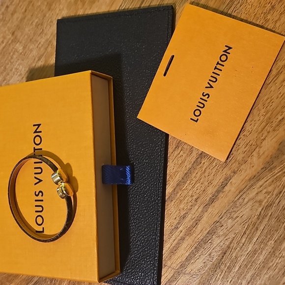 Louis Vuitton Monogram Bracelet with Gold Accents - Picture 5 of 8